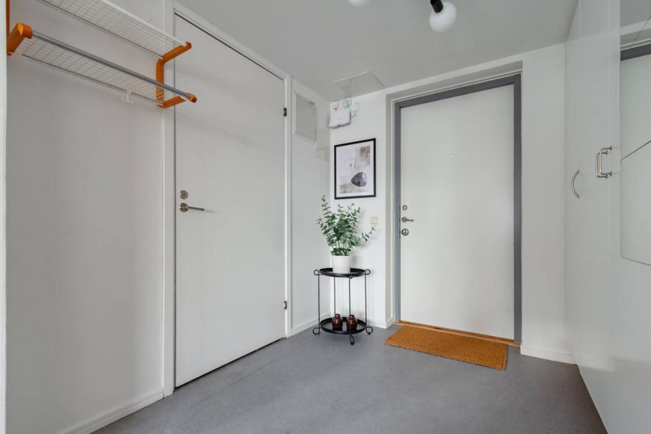 Simple Studio In Trendy Soedermalm - Construction Work Стокхолм Екстериор снимка